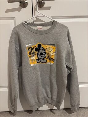 Vintage Disney Grey Sweatshirt with Black and Yellow Mickey Graphic